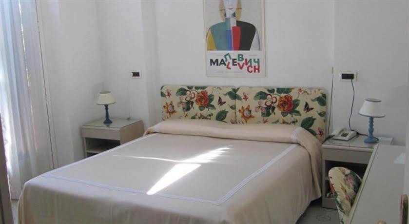 Piccolo Hotel Forte dei Marmi Exterior foto